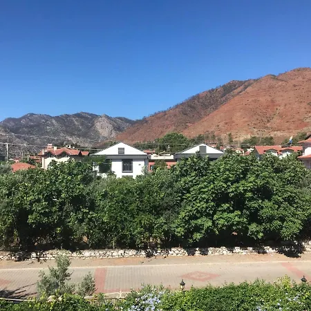 Sengul Villa מרמריס