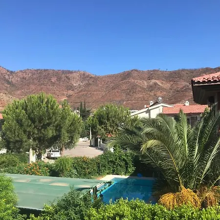 Sengul Villa Gazde/Camere de închiriat Marmaris
